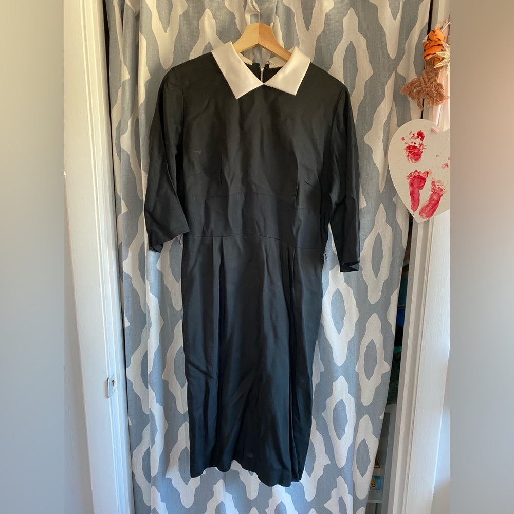 1960s Peter Pan Collar Shift Dress - Wednesday Adams